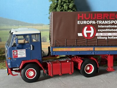 WSI WSI Volvo F88 4x2 + 2-axle classic curtainside trailer HUIJBREGTS