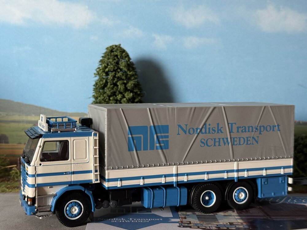 Tekno Tekno Scania 142M motorwagen met aanhanger huifopbouw NORDISK TRANSPORT