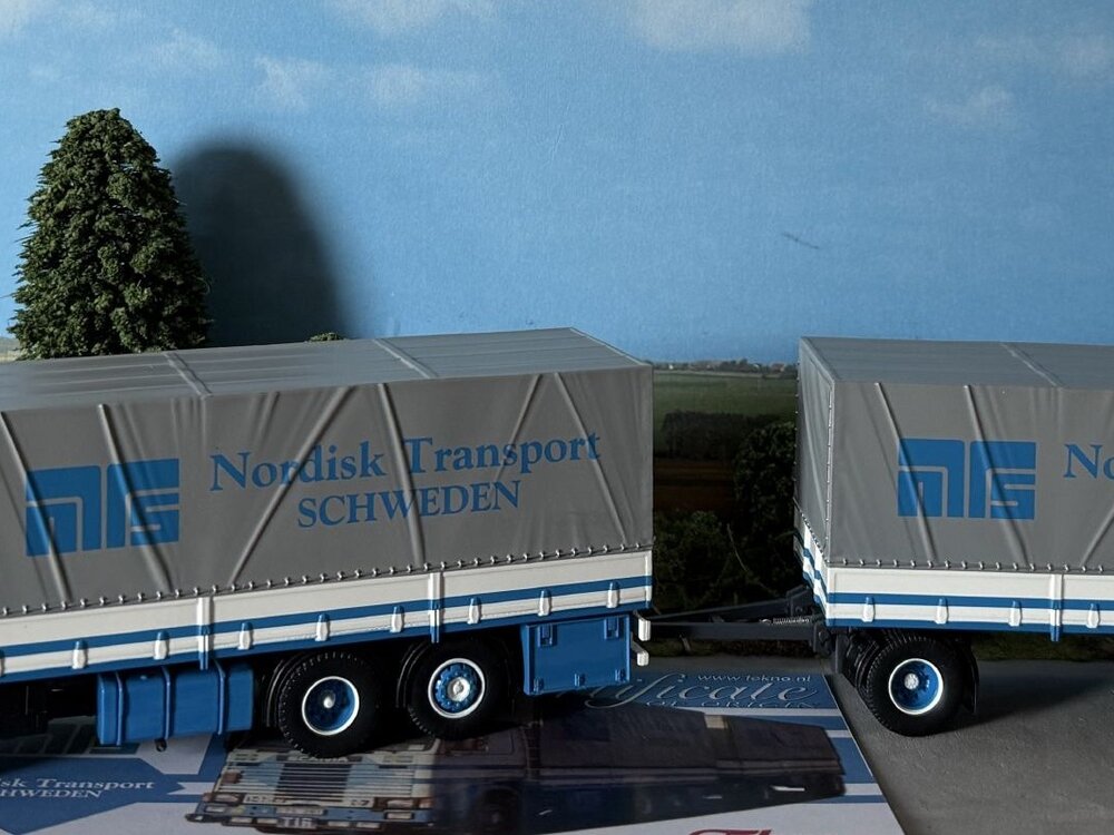 Tekno Tekno Scania 142M motorwagen met aanhanger huifopbouw NORDISK TRANSPORT