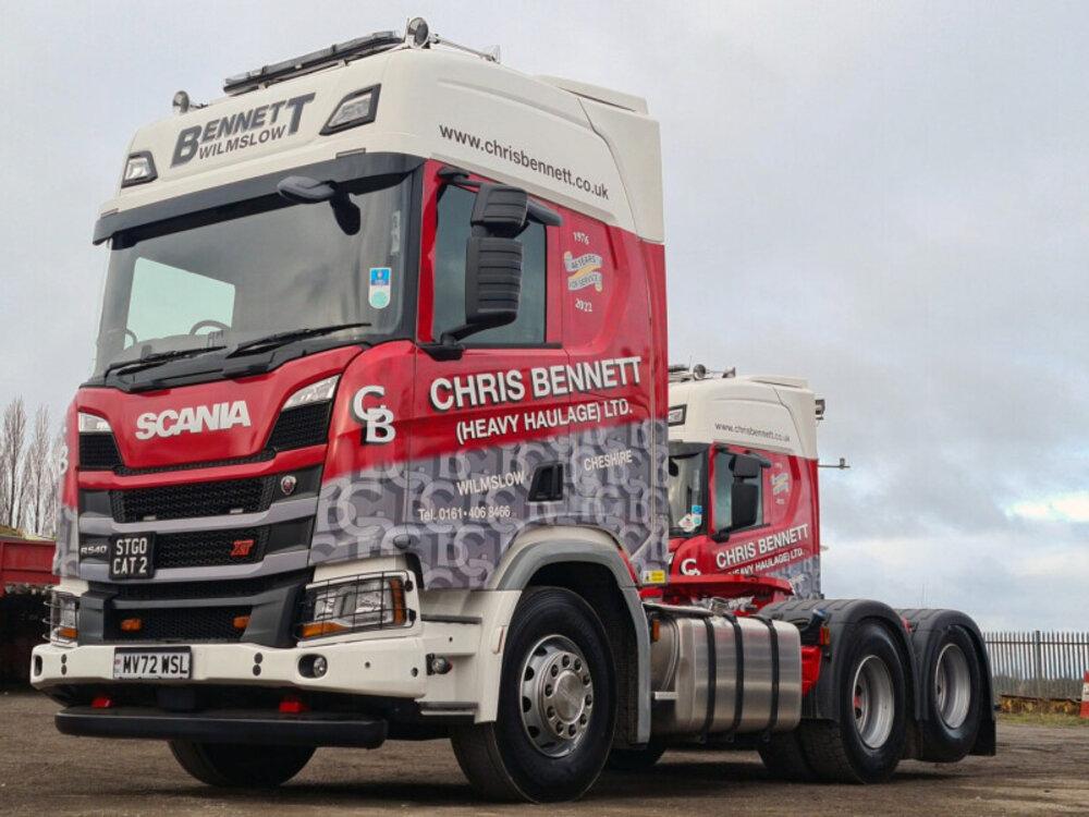 WSI WSI Scania R Highline 6x2 with 3-axle semi lowloader + ramps CHRIS BENNETT