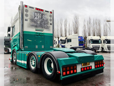 WSI WSI DAF XF SH 6x2 with 5-axle container combi + 2x 20ft container A.R. HOUWELING