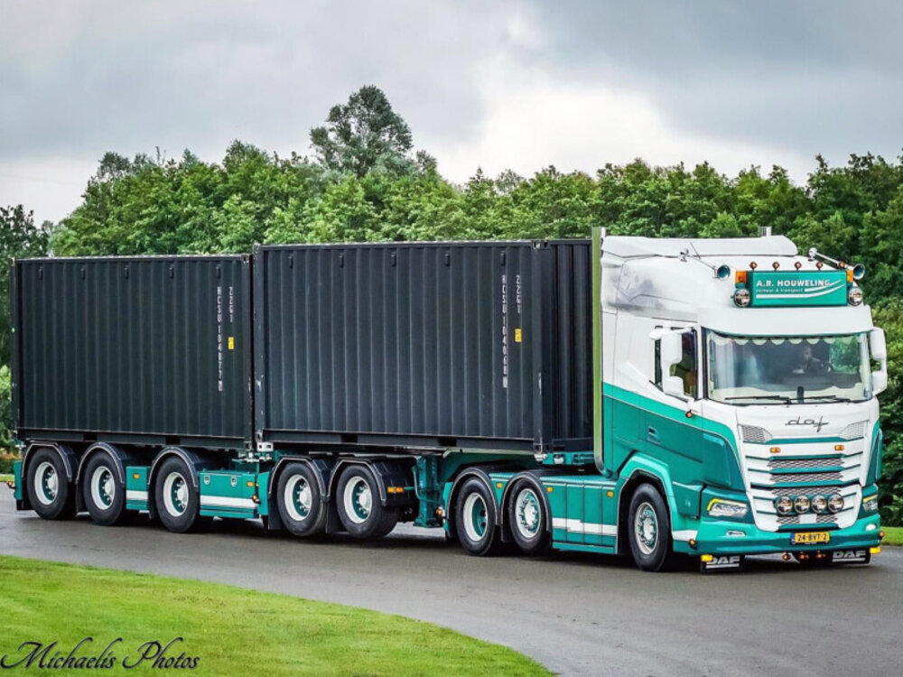 WSI WSI DAF XF SH 6x2 with 5-axle container combi + 2x 20ft container A.R. HOUWELING