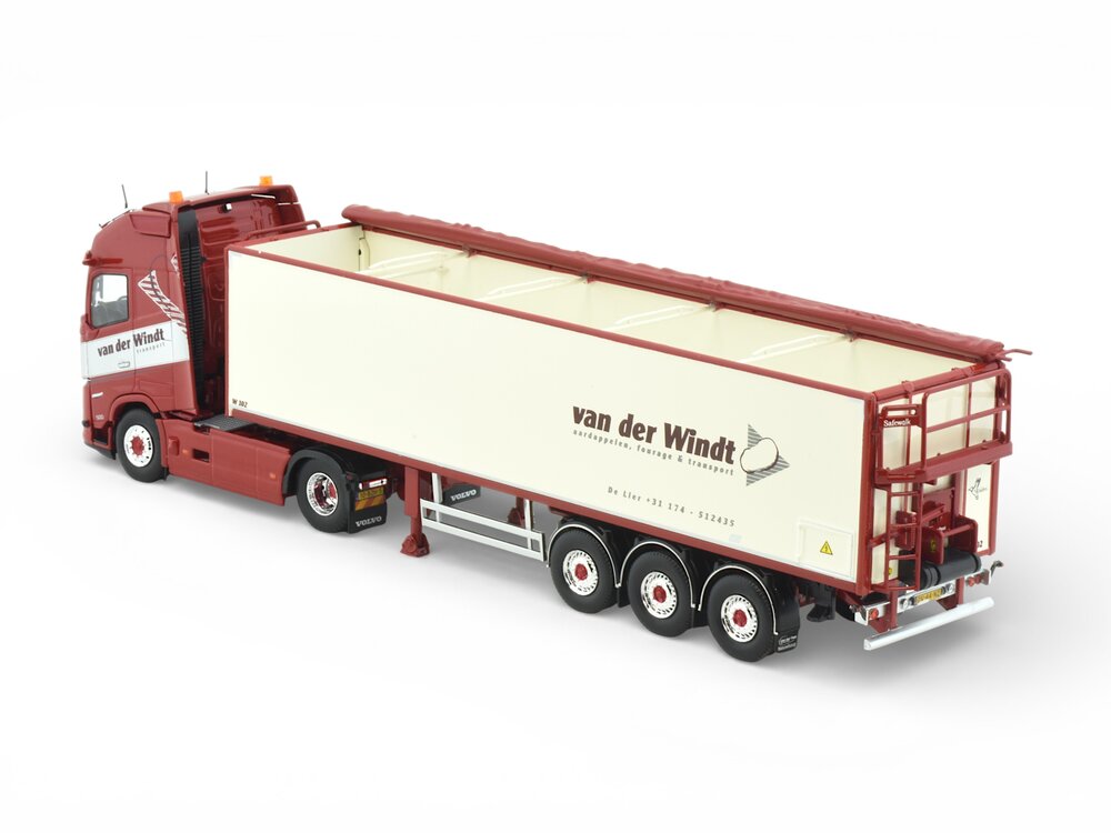 Tekno Tekno Volvo FH Aero Globetotter XL with van der Peet potato semitrailer VAN DER WINDT