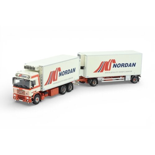 Tekno Tekno Volvo F16 Globetrotter motorwagen met 2-assige aanhanger NORDAN