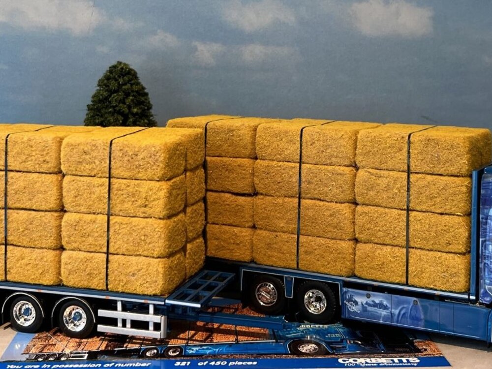 Tekno Tekno Scania Next Gen S650 Highline vlakke motorwagen met 3-assige wipkar (incl. lading) CORBETTS