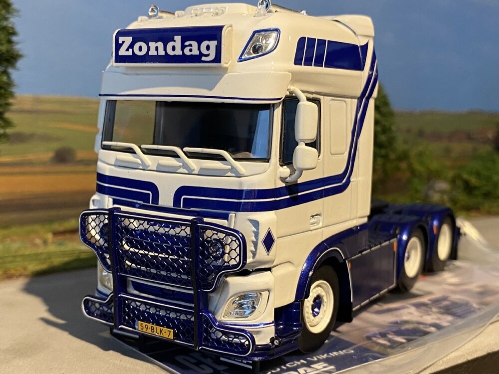 WSI WSI DAF XF Super Space Cab 6x2 ZONDAG TRANSPORT