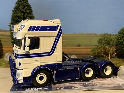 WSI WSI DAF XF Super Space Cab 6x2 ZONDAG TRANSPORT