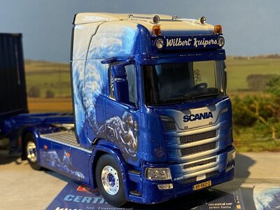 WSI WSI  Scania R Highline 4x2 + container trailer + 20ft. container WILBERT KUIPERS