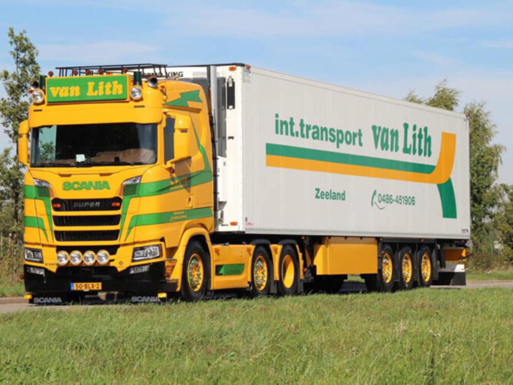 WSI WSI Scania S  6x2 with twinsteer 3-axle reefer trailer VAN LITH