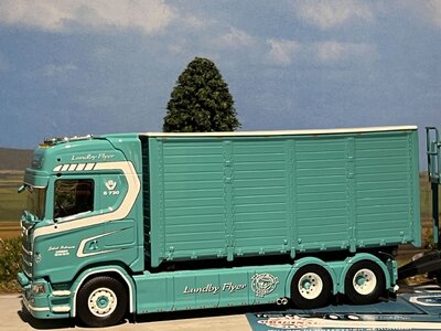 Tekno Tekno Scania Next Gen S-serie Highline met 4-assige aanhanger en resin containers JAKOB PEDERSEN