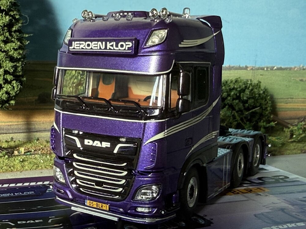 WSI WSI DAF XF Super Space Cab 6x2 JEROEN KLOP