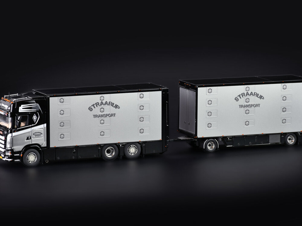 IMC IMC Scania S770 3-as motorwagen met 2-as oplegger vee combinatie STAARUP TRANSPORT