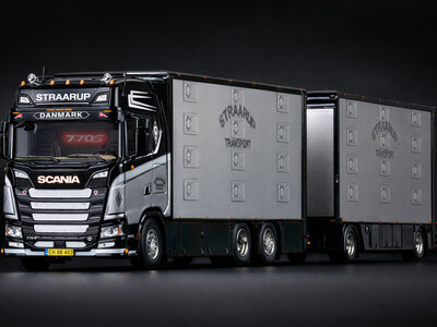 IMC IMC Scania S770 3-as motorwagen met 2-as oplegger vee combinatie STAARUP TRANSPORT