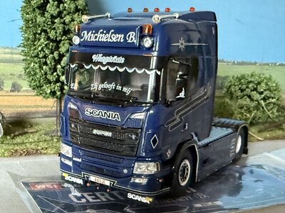 WSI WSI Scania R Highline 4x2 BAS MICHIELSEN