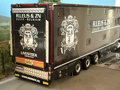 WSI  WSI Scania S Highline 4x2 met 3-as veeoplegger KENNETH LEUS