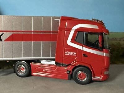 Cavallino Cavallino DAF XG 4x2 with 3-axle walkingfloor trailer LOONBEDRIJF M. VERHOEF B.V.