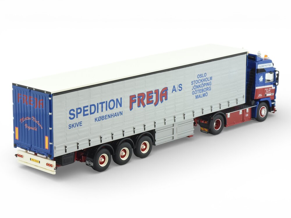 Tekno Tekno Volvo F12 Globetrotter met 3-assige schuifzeilen oplegger MORTEN NIELSEN