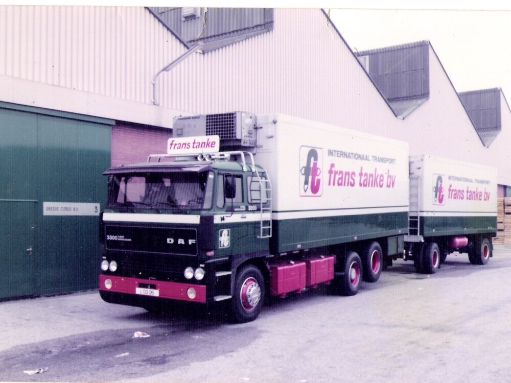 Tekno Tekno DAF 3300 riged truck  with 2-axle reefer trailer FRANS TANKE BV