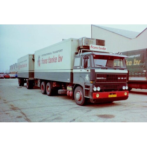 Tekno Tekno DAF 3300 riged truck  with 2-axle reefer trailer FRANS TANKE BV