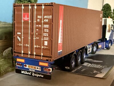 WSI WSI Scania 143H streamline with 3-axle flexcontainer trailer+ 40ft. container WILBERT KUIPERS