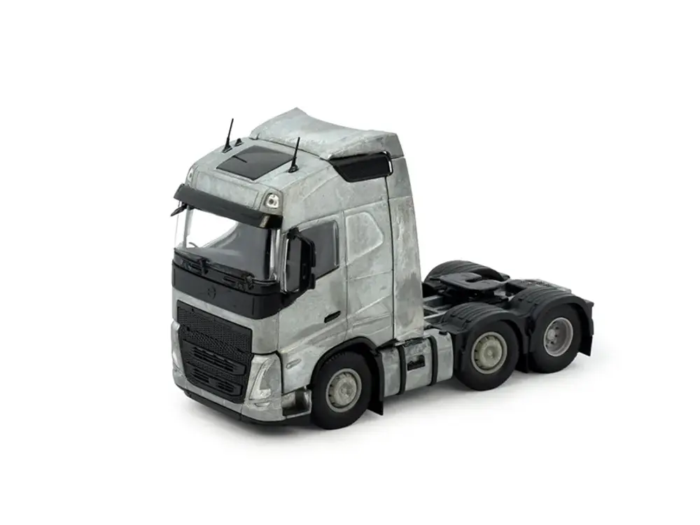 Tekno Tekno Volvo FH05 Globetrotter 6x2 Tractor kit