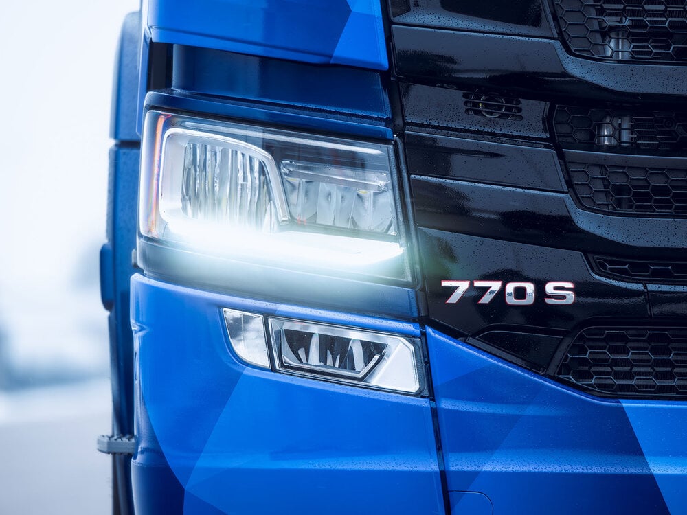 Tekno Tekno Scania NGS Highline 4x2 SCANIA KING'S BLEU