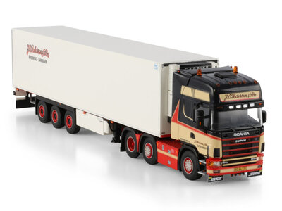 WSI WSI Scania 4-serie topline 6x2 met 3-assige twin steer koeloplegger J.O. PEDERSEN