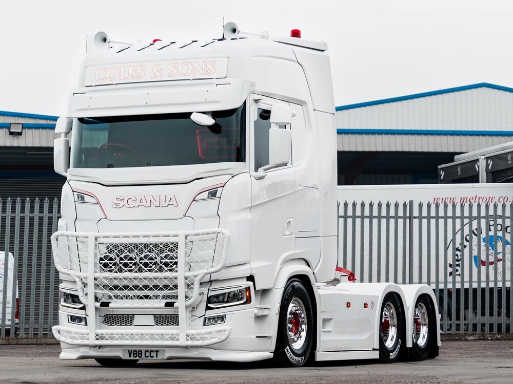 Tekno Tekno Scania Next Gen S-serie Highline with 3-axle curtainside trailer COLES & SONS "GREASE"