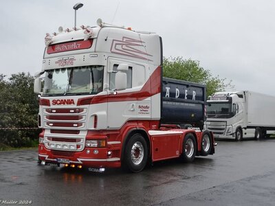 Tekno Tekno Scania R-serie Topline 6x2 sleepas trekker SCHEUFLER