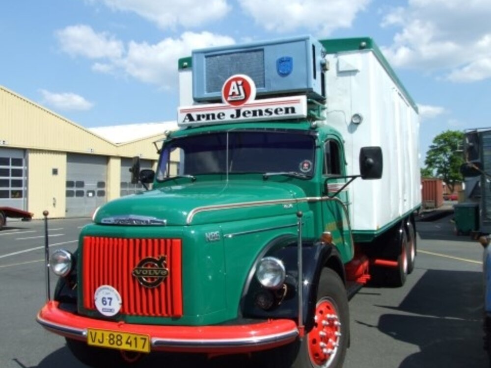 Tekno Tekno Volvo N88 dagcabine 6x2 motorwagen ARNE JENSEN