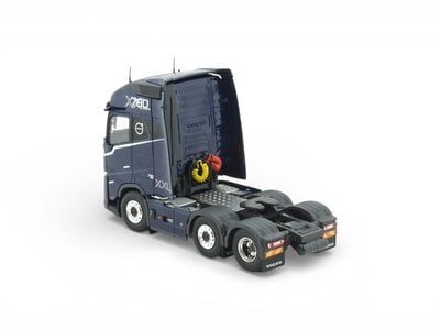 Tekno Tekno Volvo FH Aero XXL 6x2 TBP