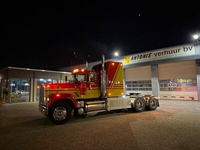 Tekno Tekno Mack Superliner RW II 6x2 ANTONIS VERHUUR