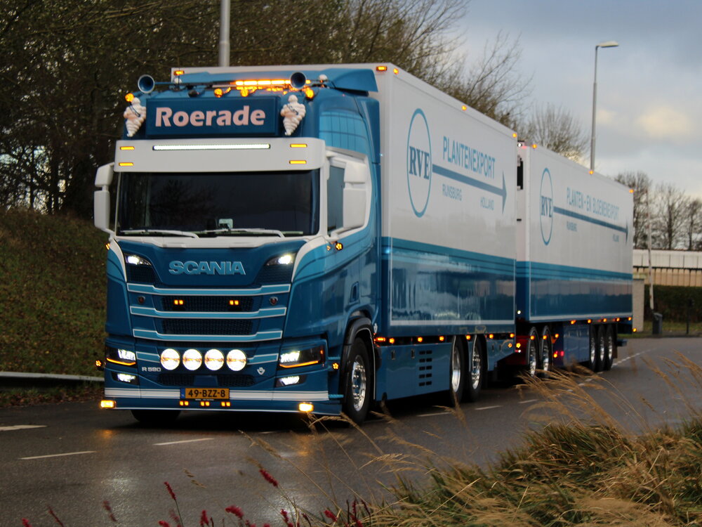 Tekno Tekno Scania NGR LZV combination ROERADE / RVE Planten en Bloemen export
