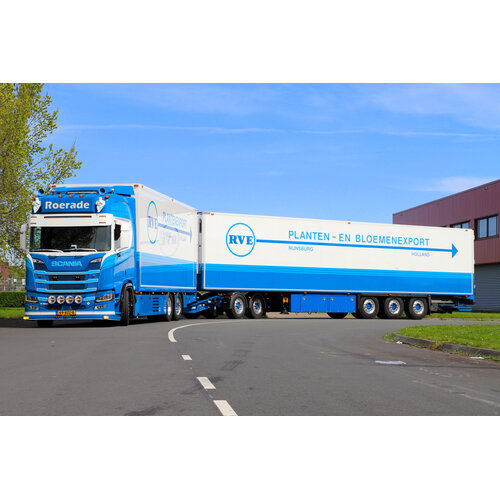 Tekno Tekno Scania NGR LZV combination ROERADE / RVE Planten en Bloemen export