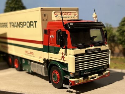 Tekno Tekno Scania 143M motorwagen met 2-as aanhanger KOGGE TRANSPORT