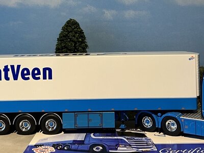 Tekno Tekno Scania Next Gen R-serie Highline met Ekeri koeloplegger KEES IN'T VEEN