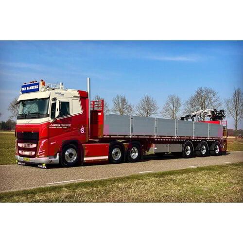 WSI WSI Volvo FH5 sleeper cab  6x2 met 3-assige steen oplegger SAMBEEK