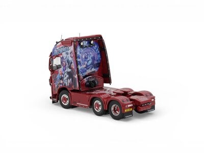 Tekno Tekno Volvo FH04 Globetrotter XL 6x2 BARRY PROCTOR  "FOO FIGHTERS"