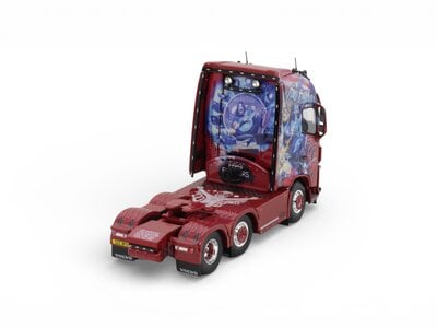 Tekno Tekno Volvo FH04 Globetrotter XL 6x2 BARRY PROCTOR  "FOO FIGHTERS"