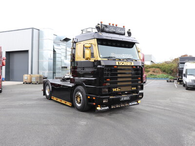 Tekno Tekno Scania 143H 4x2 streamline Vandenbulcke STH