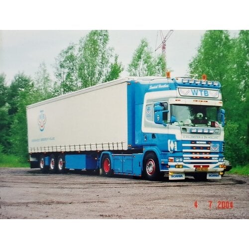 Tekno Tekno Scania 144L 530 4x2 Trekker met 3-assige schuifzeilenoplegger WTB