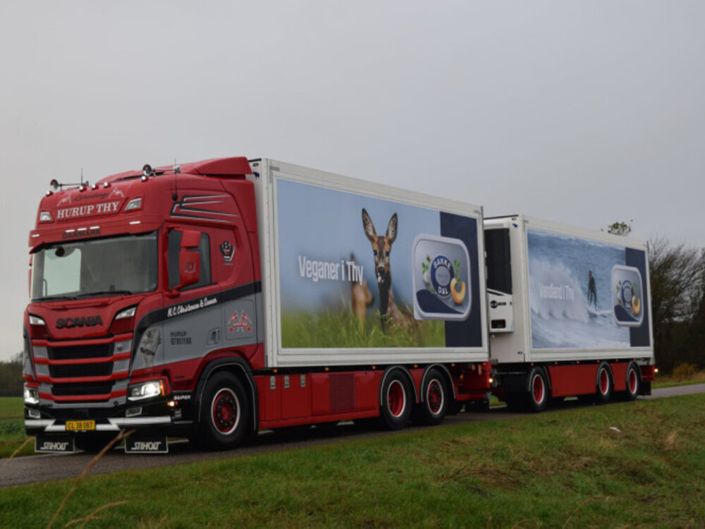 WSI WSI Scania R Highline 6x2 tag axle combi N.C. CHRISTENSEN & SONNER