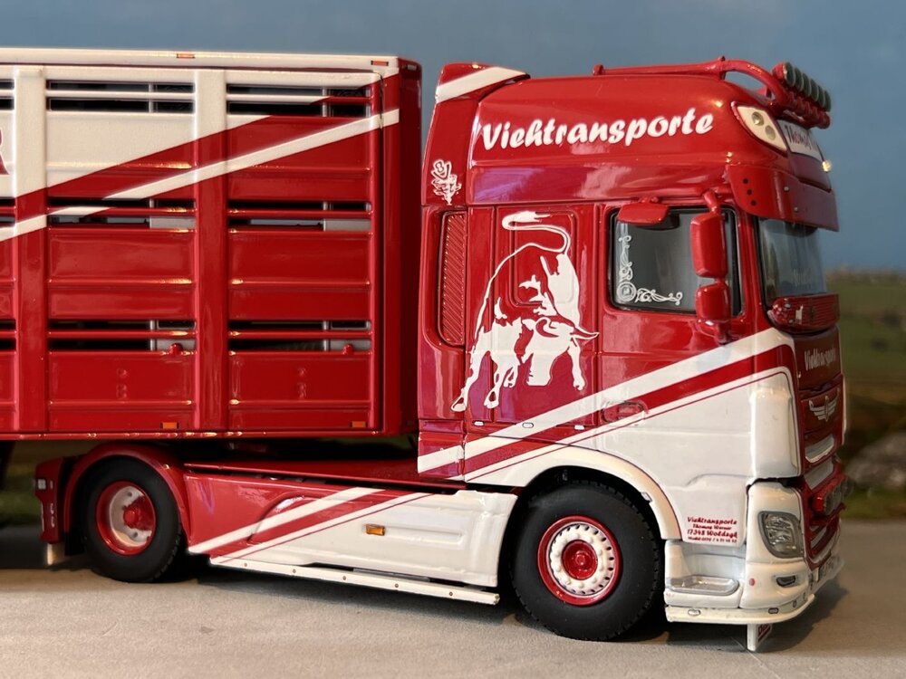 WSI WSI DAF XF SSC 4x2 + 3-as veeoplegger THOMAS WERNER