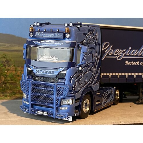 WSI WSI Scania NGS met 3-as schuifzeilen oplegger SCHUMACHER