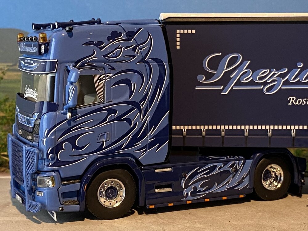 WSI WSI Scania NGS met 3-as schuifzeilen oplegger SCHUMACHER