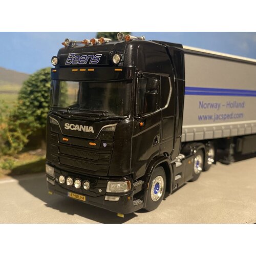 WSI WSI Scania S Highline 6x2 met schuifzeilen oplegger BARRY BEENS