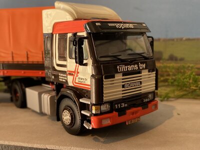 WSI WSI Scania 3-serie met schuif zeilenoplegger TILTRANS