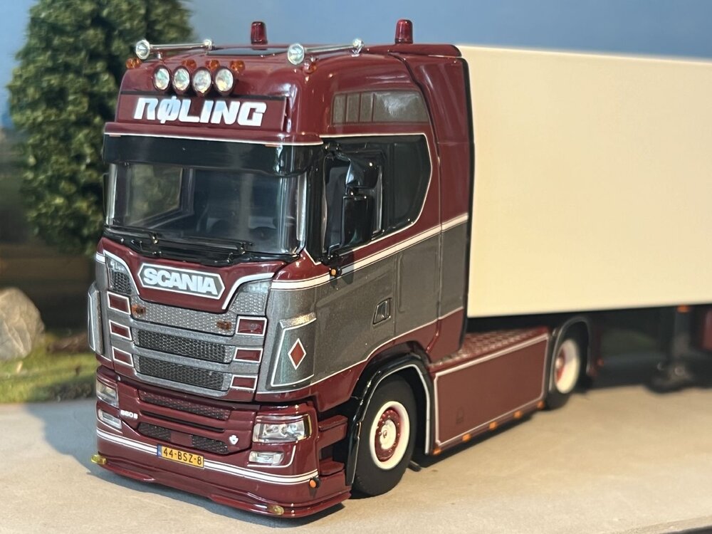WSI WSI Scania S Highline 4x2 +3  as koeloplegger ROLING