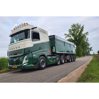 WSI Volvo FH Aero Sleeper Cab  6x2 with 3-axle non steering tipper trailer DB KIEPERS