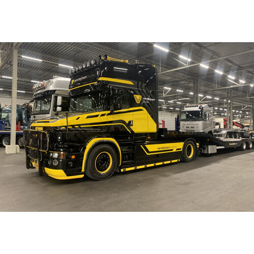 WSI WSI Scania T5 Torpedo Topline 4x2 met 3-assige Truck transporter VERSTEIJNEN TRUCKS
